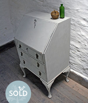 Pedran hand painted shabby chic  Bureau