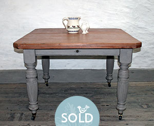 Pedran hand painted shabby chic  Pretty Extending Rustic Walnut Table