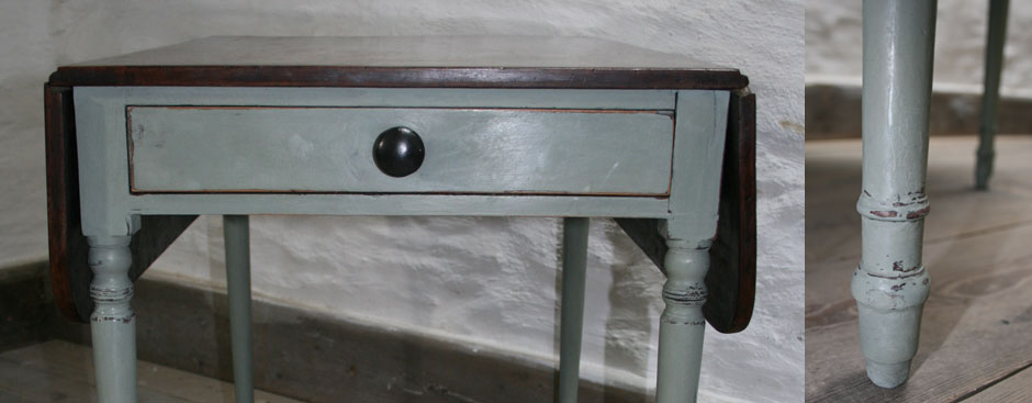 Pedran hand painted Pretty Vintage Pembroke Table